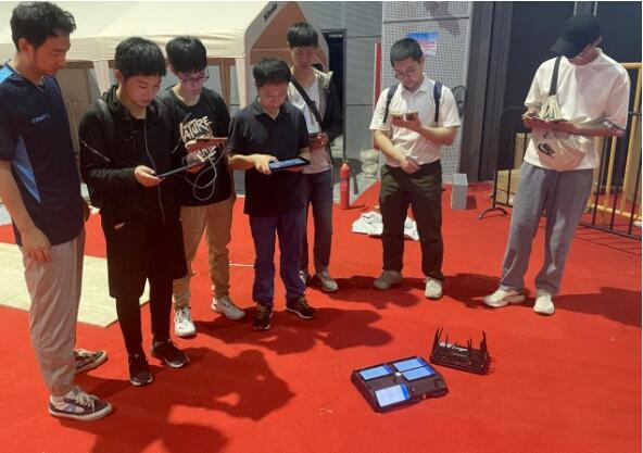 静安玺樾售楼处电话→静安玺樾售楼中心电线年楼盘百科→首页网站→楼盘测评→中心电线小时热线电话→处欢迎您(图1)