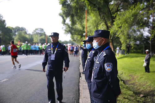 第二届东风悦达起亚杯企业五人制足球赛报名收官将为重建汶川献爱心(图1)