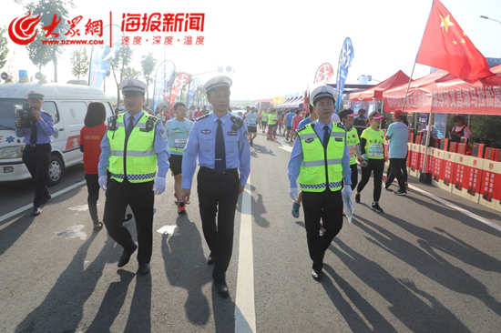 【文明参赛文明办赛】你奔跑我护航——我市全力做好2026柳州银行杯·柳州全民跑、马拉松赛事保障见闻(图1)