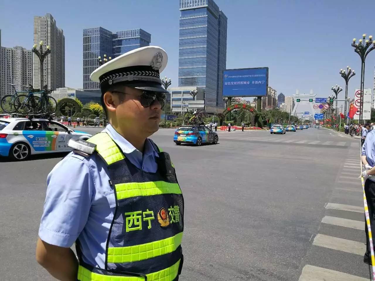 闽超反向观察点安保员:球迷看的是球赛我们看的是球迷(图1)