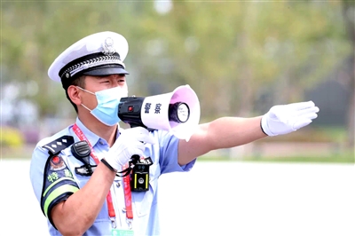 威海:探索构建警用无人机体系化作战新格局(图1)